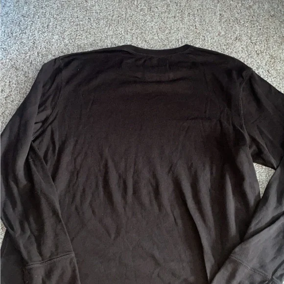 GAP Men's Dark Brown Long Sleeve Tee - Picture 3 of 3